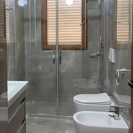 Urban Center Apartment *